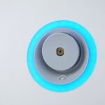 Detalle del difusor extraíble de la ducha accesible y eco inteligente Showee